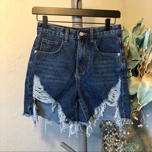 PRETTY LITTLE THING distressed denim shorts